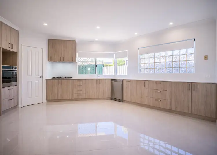 B/20 Asquith Street, Lake Coogee WA 6166