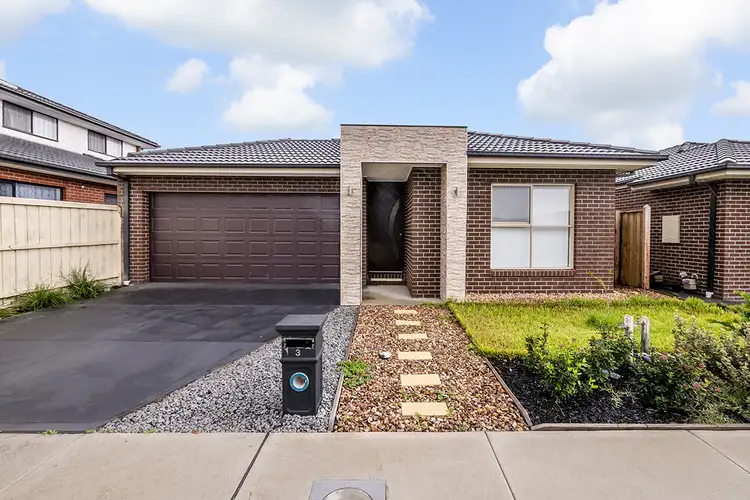 3 Romulus Crescent, Cranbourne West VIC 3977