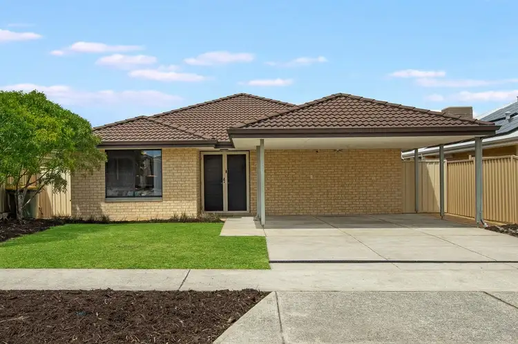 10 Dewsbury Drive, Bertram WA 6167