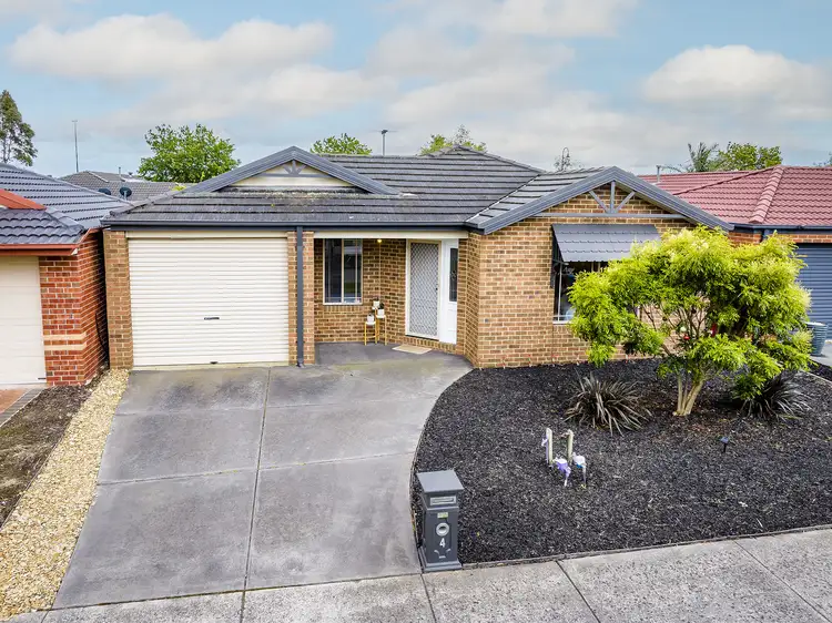 4 Tyndall Street, Cranbourne East VIC 3977