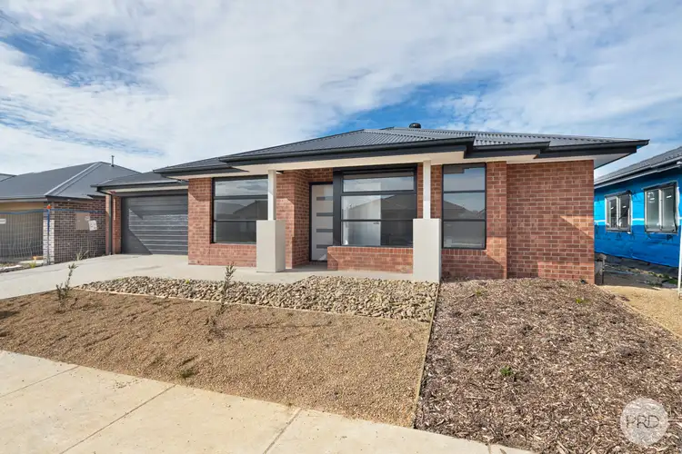 37 Walters Way, Alfredton VIC 3350