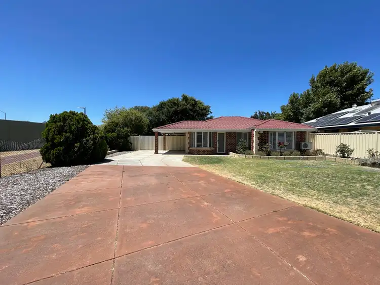 Second view of Homely house listing, 6 Roosevelt Place, Redcliffe WA 6104