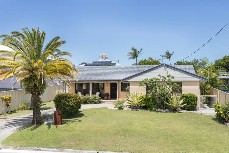 7 Skua Street, Burleigh Waters QLD 4220