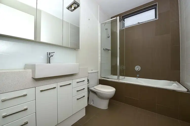 Fifth view of Homely townhouse listing, 10 Silverbanks Grove, Mentone VIC 3194