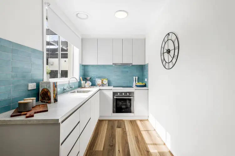Third view of Homely villa listing, 2/221 Glenlyon Road, Brunswick East VIC 3057