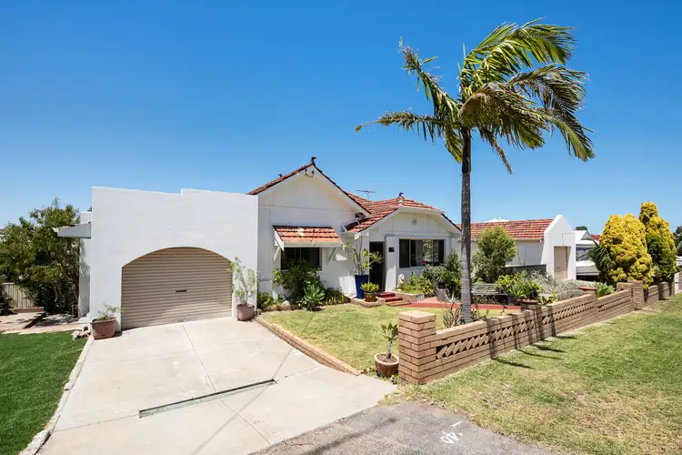 21 Annie Street, Beaconsfield WA 6162