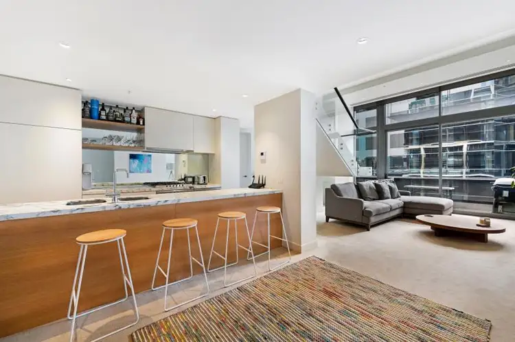 609/1 Freshwater Place