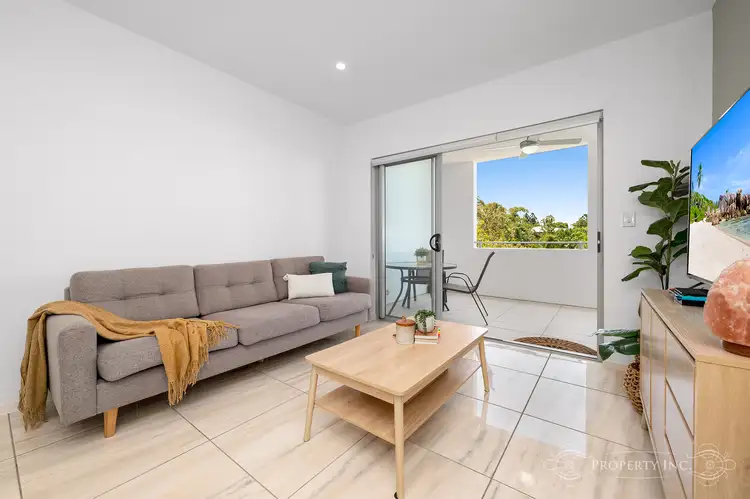 Second view of Homely unit listing, 13/14 Montrose Road, Taringa QLD 4068
