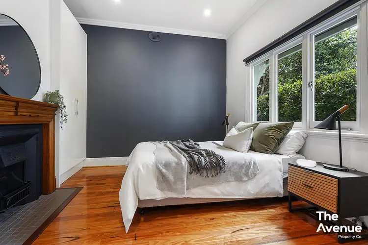 Seventh view of Homely house listing, 31 Holyrood Avenue, Strathmore VIC 3041