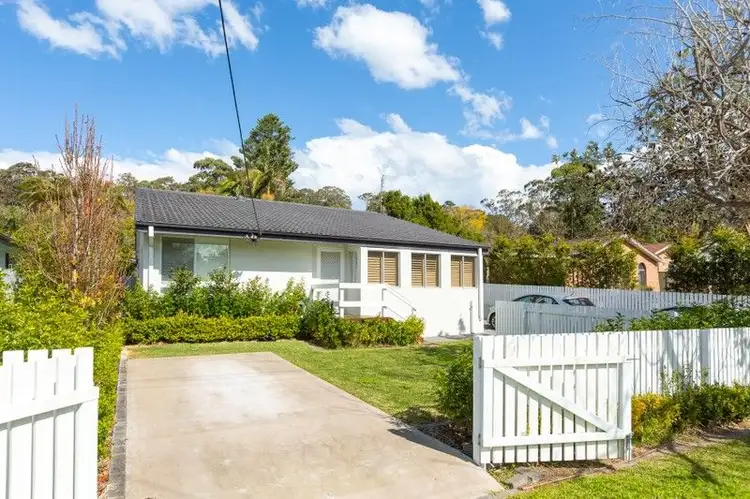 3 Patrick Crescent, Saratoga NSW 2251
