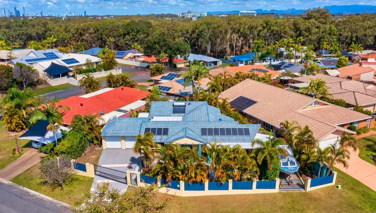 4 Putter Place, Arundel QLD 4214