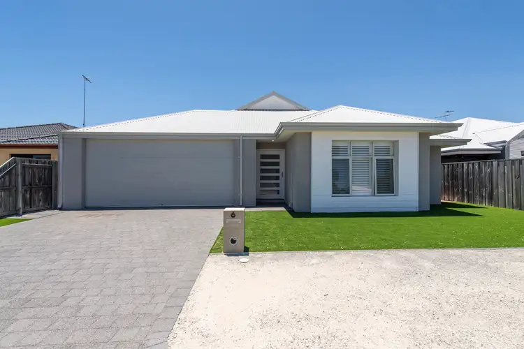 6 Gardenia Approach, Halls Head WA 6210