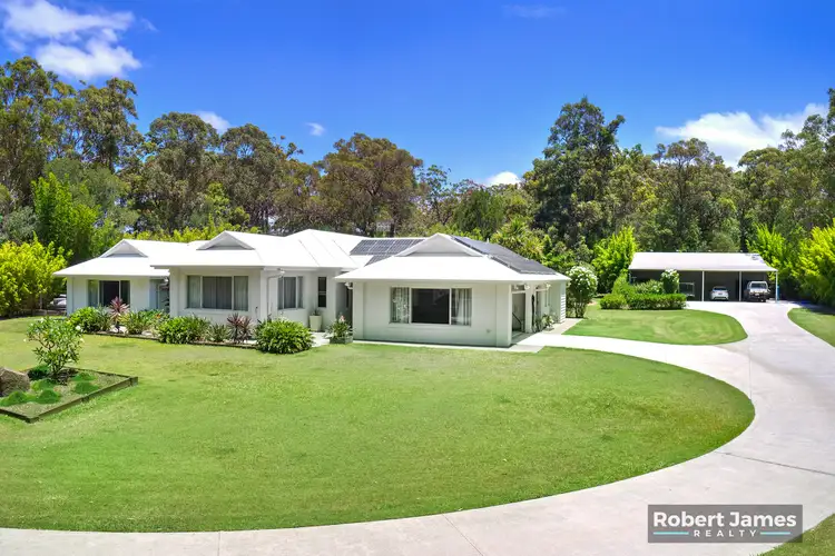 40 Coral Fern Drive, Cooroibah QLD 4565