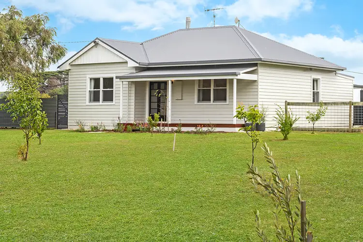 332 Badhams Road, Port Fairy VIC 3284