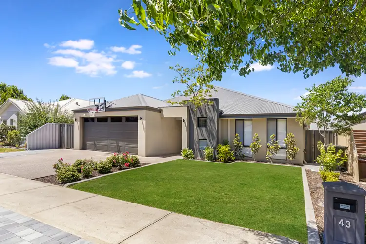 43 Hawker Approach, Yalyalup WA 6280
