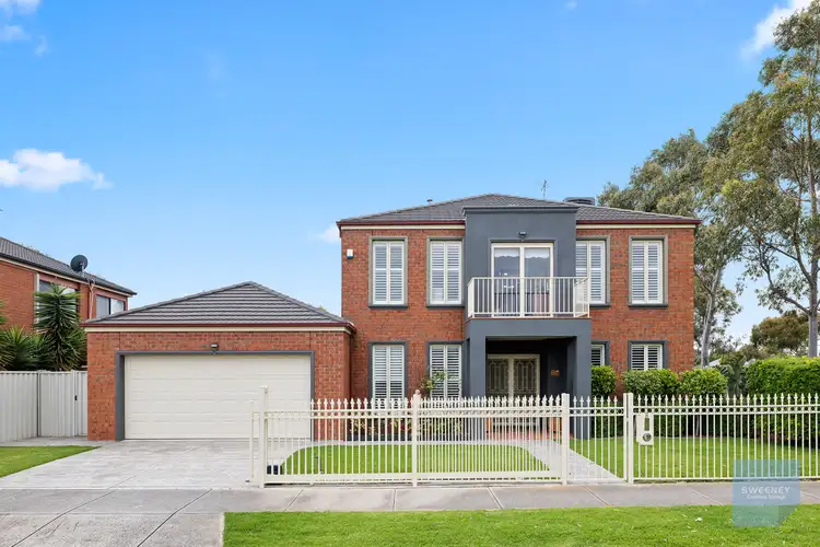 8 Hammersley Place, Caroline Springs VIC 3023