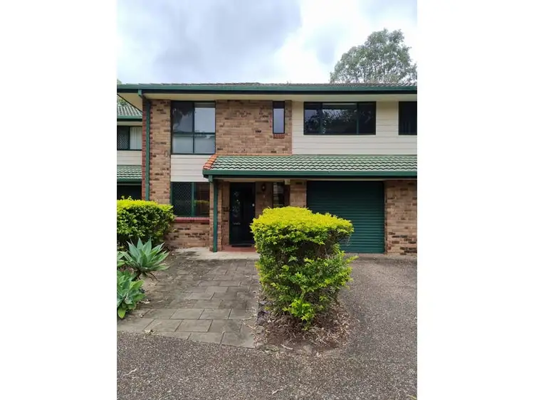 4/4 Burleigh Glen Court