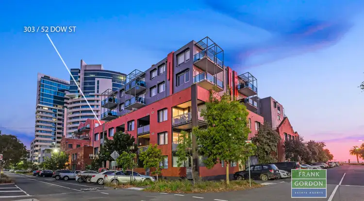 303/52 Dow Street, Port Melbourne VIC 3207