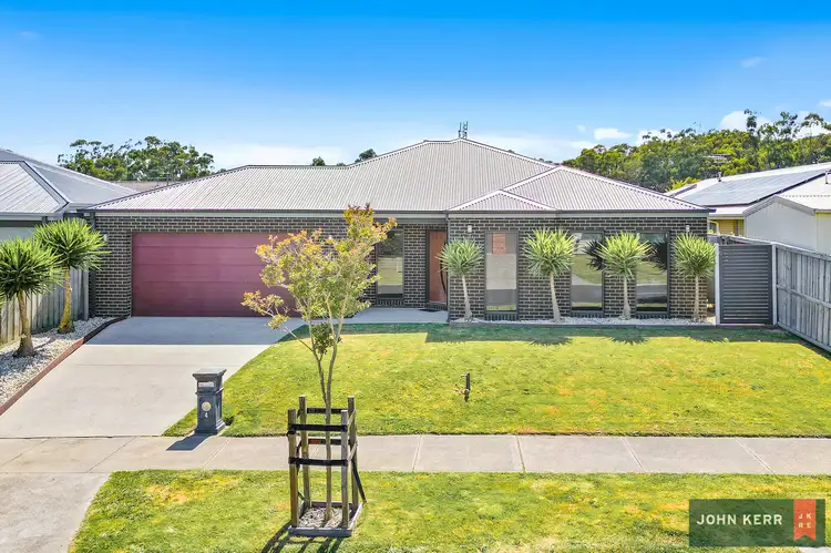 4 Avoca Place, Moe VIC 3825