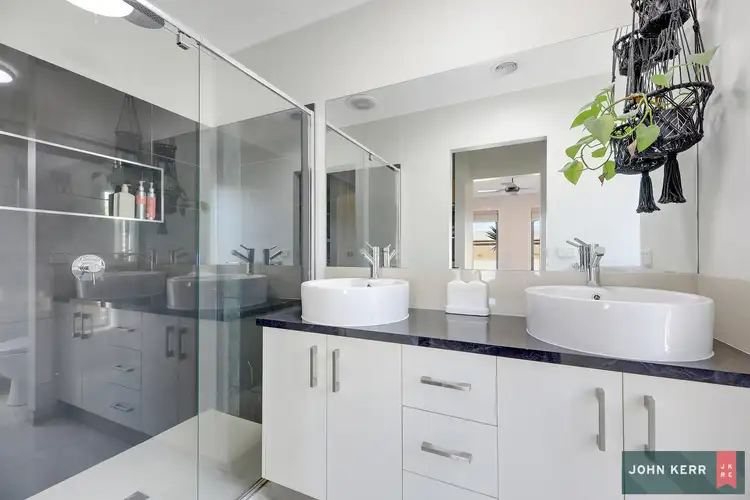 Fifth view of Homely house listing, 4 Avoca Place, Moe VIC 3825