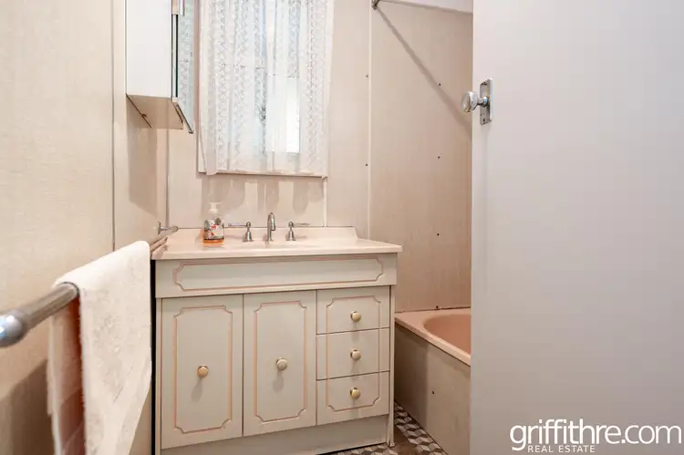Seventh view of Homely house listing, 29 Lawson Crescent, Griffith NSW 2680