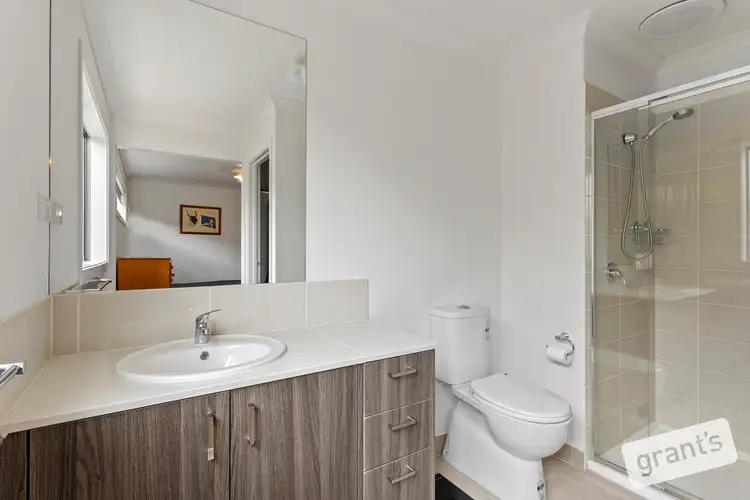 Sixth view of Homely house listing, 5 Raydale Avenue, Narre Warren South VIC 3805