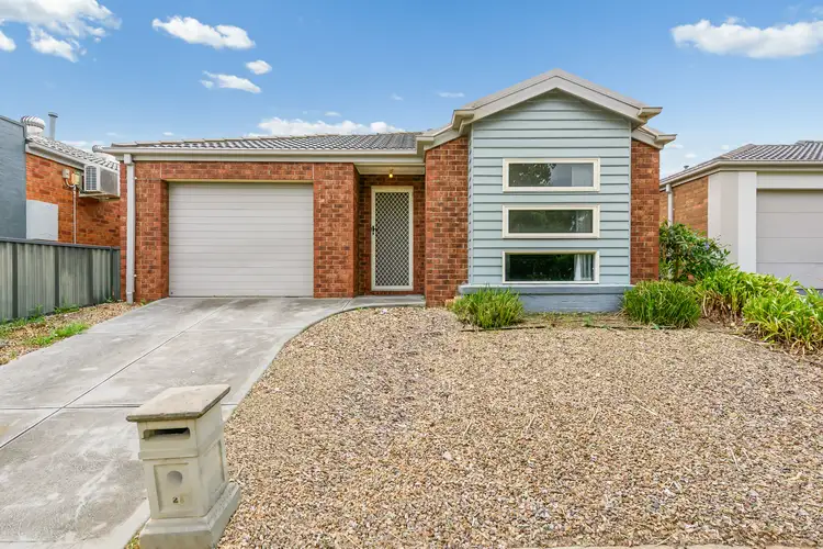 26 Edmondshaw Drive, Deer Park VIC 3023