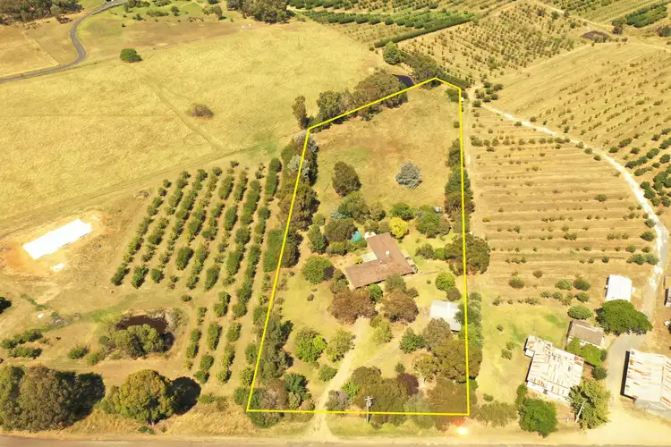132 Chums Lane, Young NSW 2594