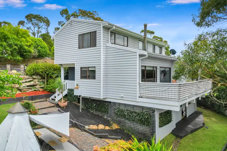 9 Pamela Close, Green Point NSW 2251
