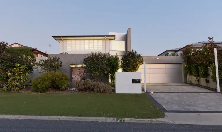 27 The Ramble, Booragoon WA 6154