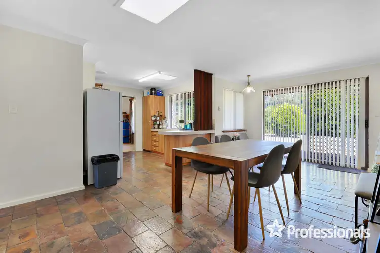 Fifth view of Homely house listing, 16 Shillington Way, Thornlie WA 6108