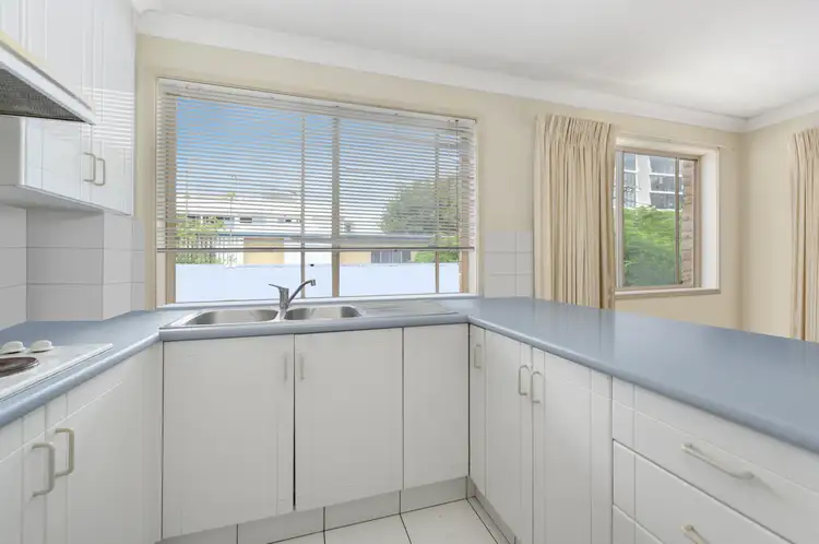 Sixth view of Homely unit listing, 4/36 Peerless Avenue, Mermaid Beach QLD 4218