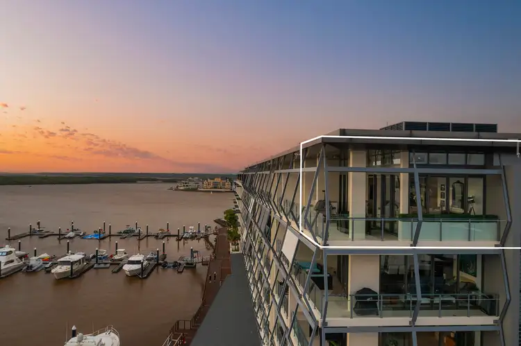 4 Marina Promenade, Paradise Point QLD 4216