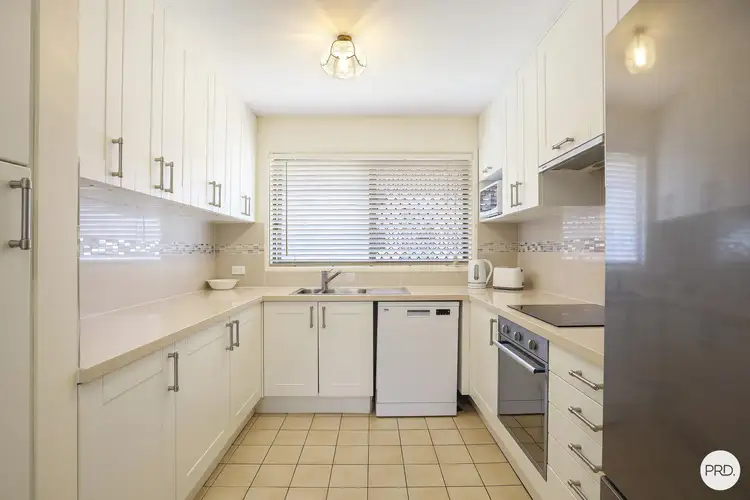 4/209 Scarborough Street, Southport QLD 4215