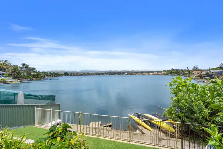 5 Ironbark Street, Elanora QLD 4221