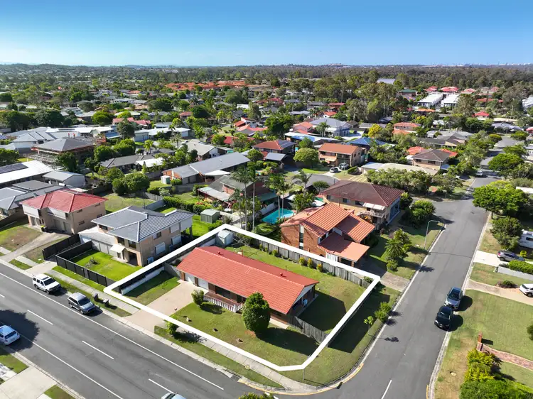 Second view of Homely house listing, 52 Cadogan Street, Carindale QLD 4152
