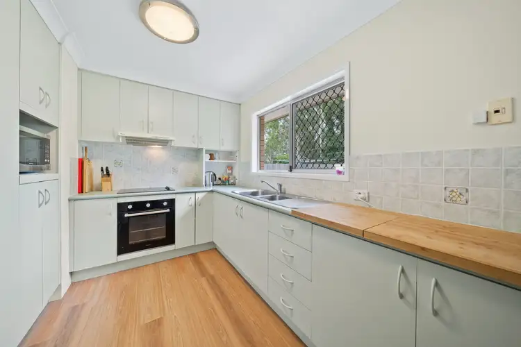 Second view of Homely house listing, 10 Farrington Court, Daisy Hill QLD 4127