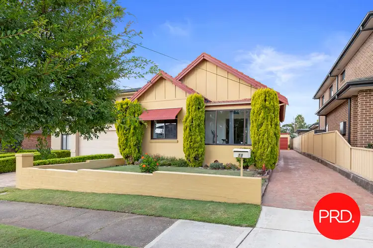 19 Francis Street