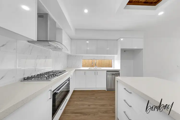 Sixth view of Homely house listing, 15 Catanzaro Crescent, Wollert VIC 3750