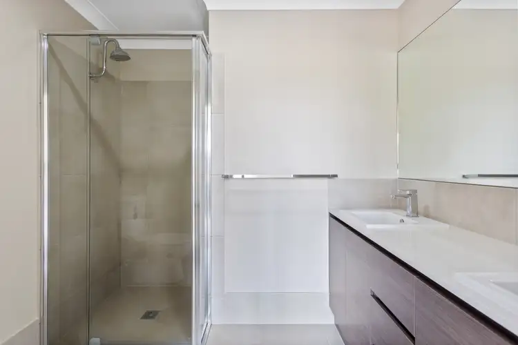 Sixth view of Homely unit listing, 3/1-3 Baird Street, Kearneys Spring QLD 4350