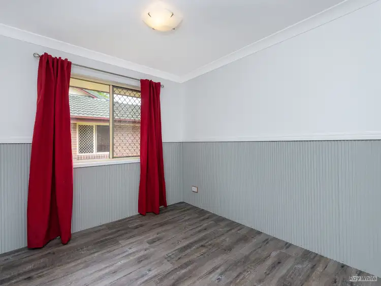 Sixth view of Homely house listing, 4/5 Spalding Crescent, Goodna QLD 4300