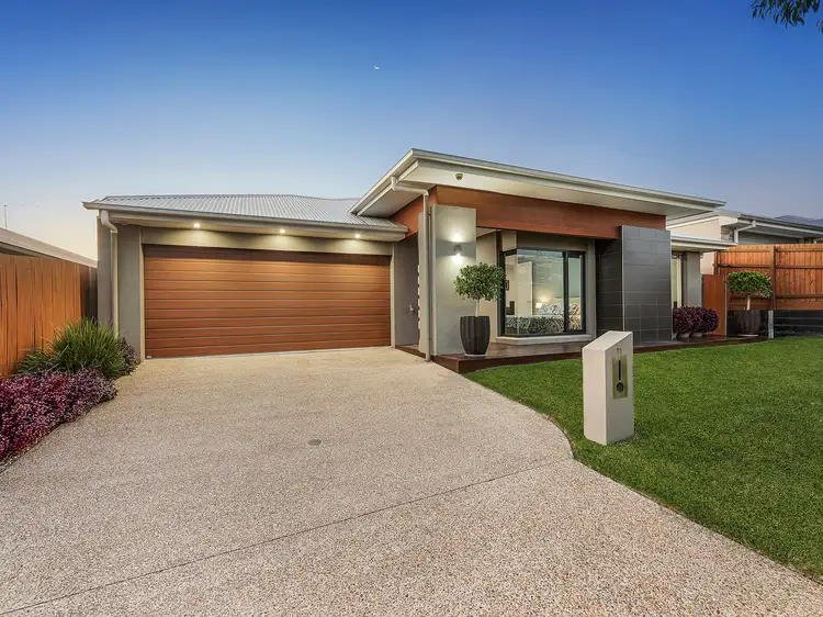 11 Tamborine Street, South Ripley QLD 4306