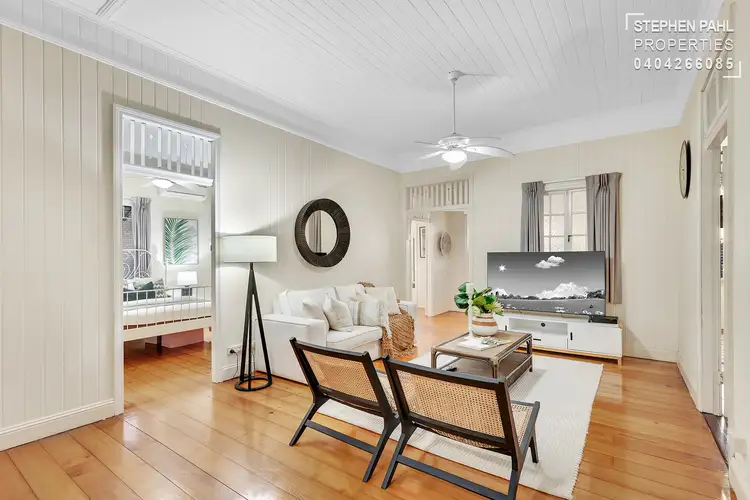 70 Thomas Street, Greenslopes QLD 4120