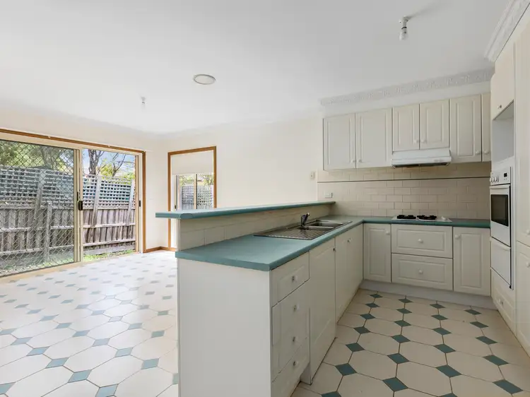 2/5 Francis Crescent, Ferntree Gully VIC 3156