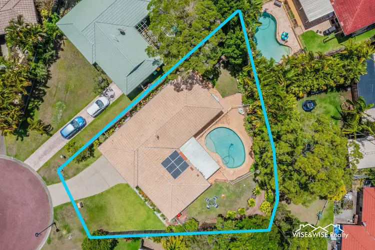 15 Glendale Place, Helensvale QLD 4212
