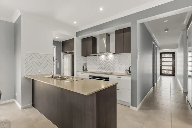 Main view of Homely house listing, 75 Meadow Circuit, Helensvale QLD 4212