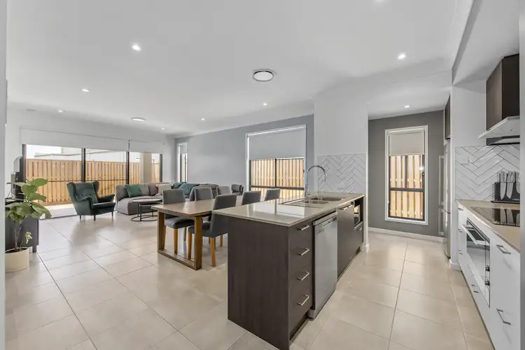 Fifth view of Homely house listing, 75 Meadow Circuit, Helensvale QLD 4212