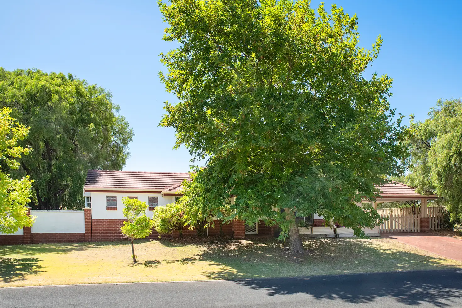 Main view of Homely house listing, 4 Parrot Way, Broadwater WA 6280