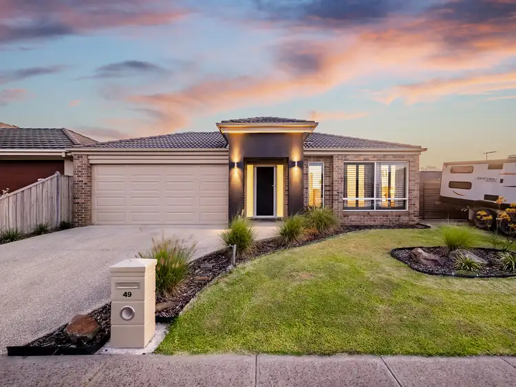 49 Westmoreland Avenue, Cranbourne North VIC 3977