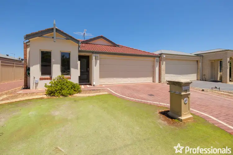 14 Hourn Way, Canning Vale WA 6155